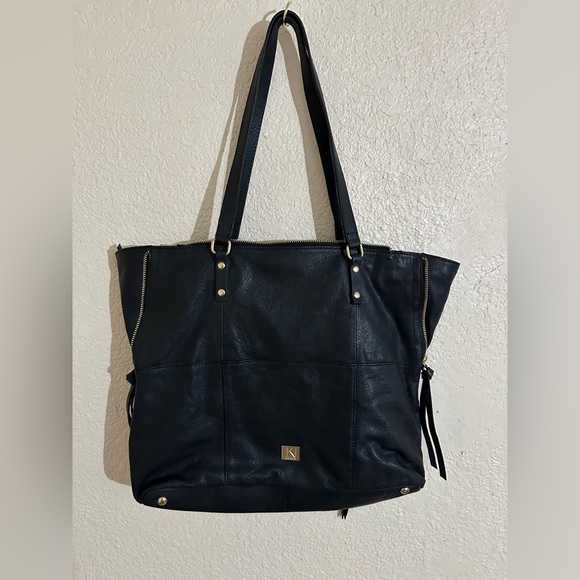 Kooba Everette Tote/ Shoulder Bag Black Leather - Picture 5 of 7